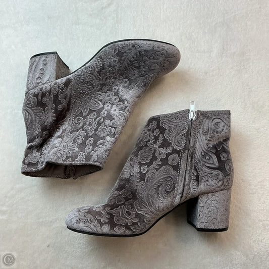 Boots Ankle Heels By Zigi Soho In Grey, Size: 8