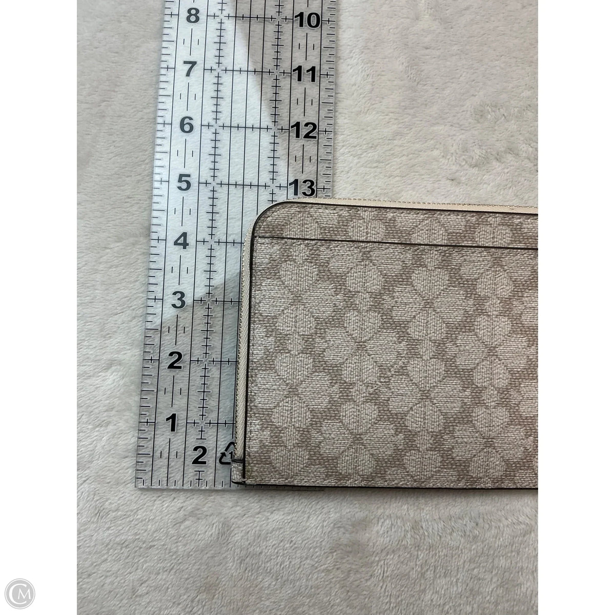 Wristlet Designer By Kate Spade, Size: Medium