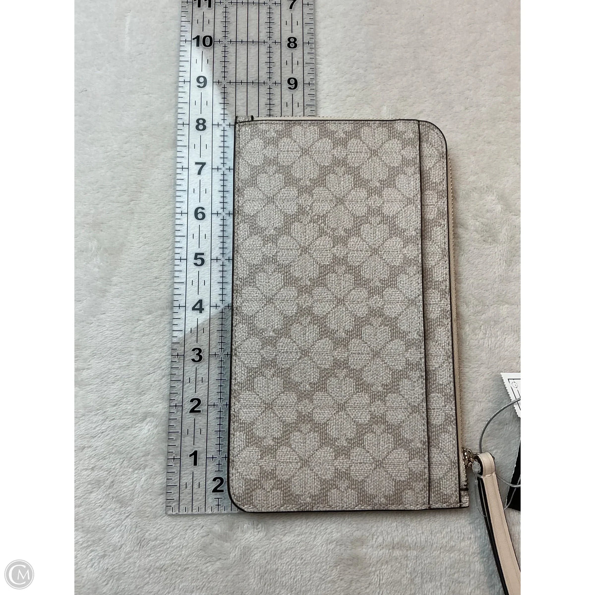 Wristlet Designer By Kate Spade, Size: Medium