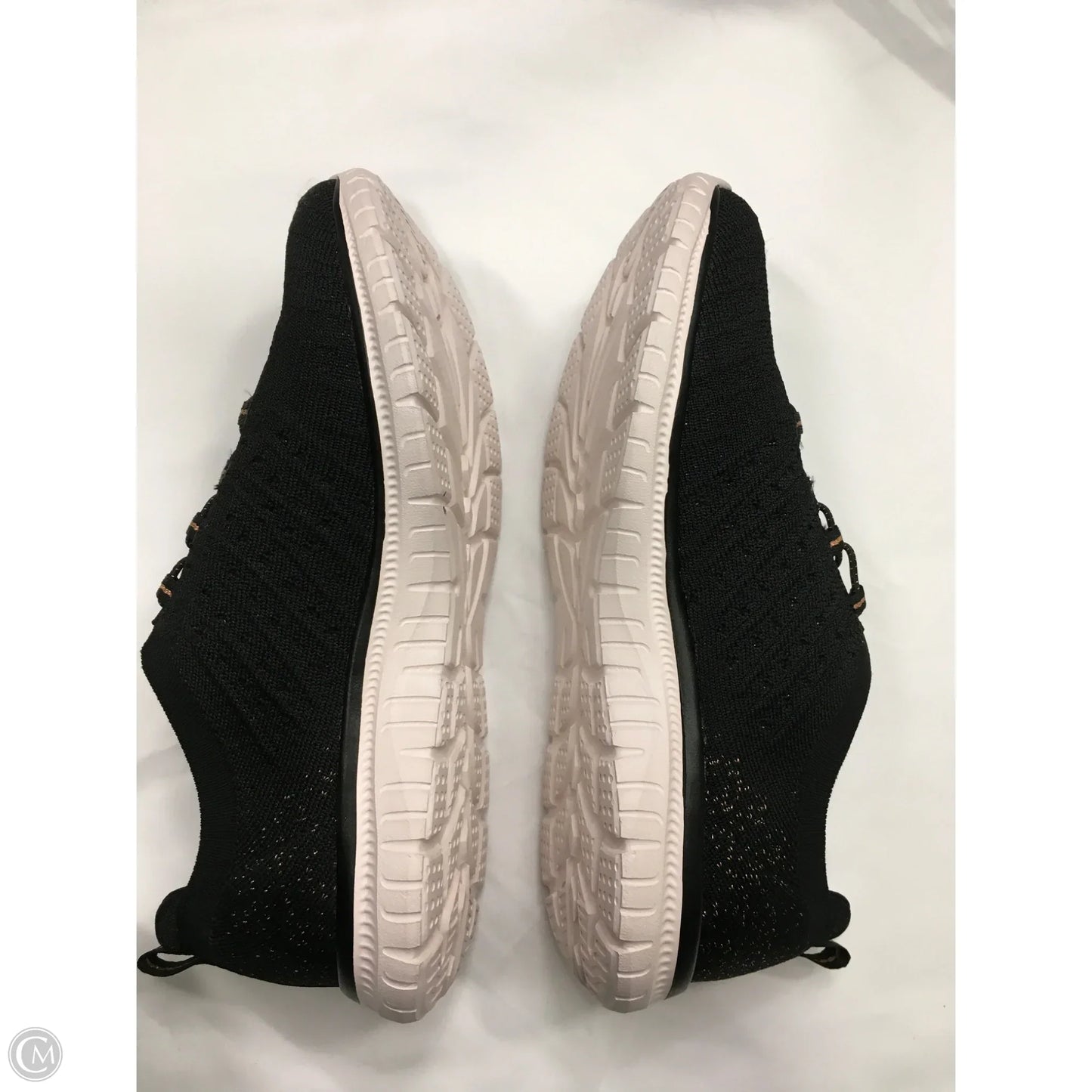 Shoes Athletic By Skechers In Black, Size: 8