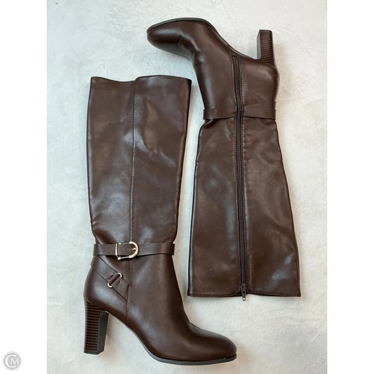 Boots Knee Heels By Bass In Brown, Size: 8.5
