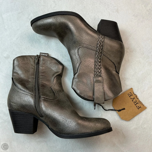 Boots Ankle Heels By Frye And Co In Bronze, Size: 8.5