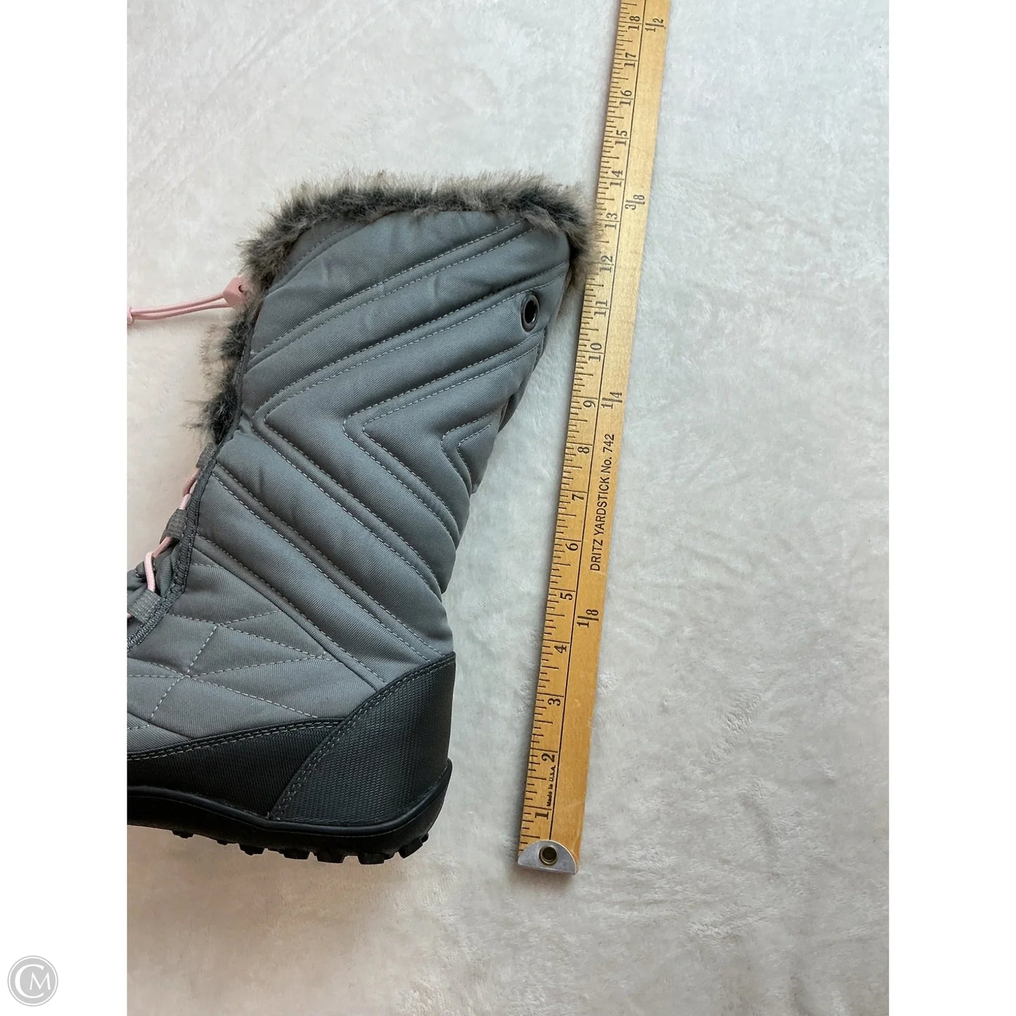 Boots Snow By Columbia In Grey & Pink, Size: 9