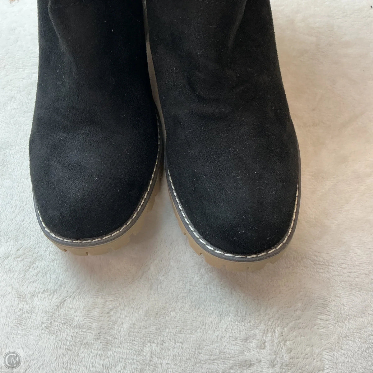 Boots Ankle Flats By Clothes Mentor In Black & Tan, Size: 9