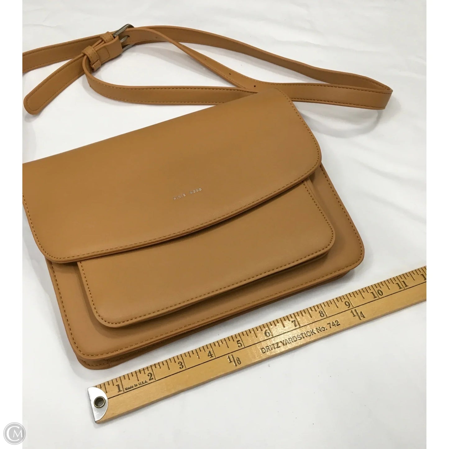 Handbag By Clothes Mentor, Size: Medium