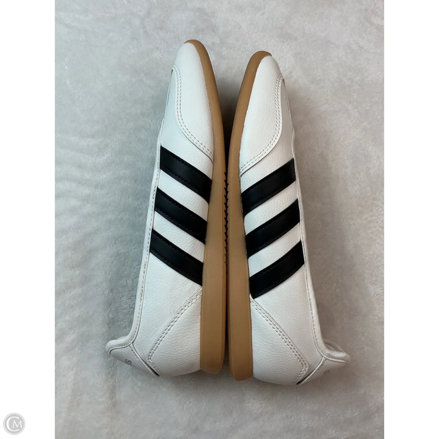 Shoes Flats By Adidas In White, Size: 6.5