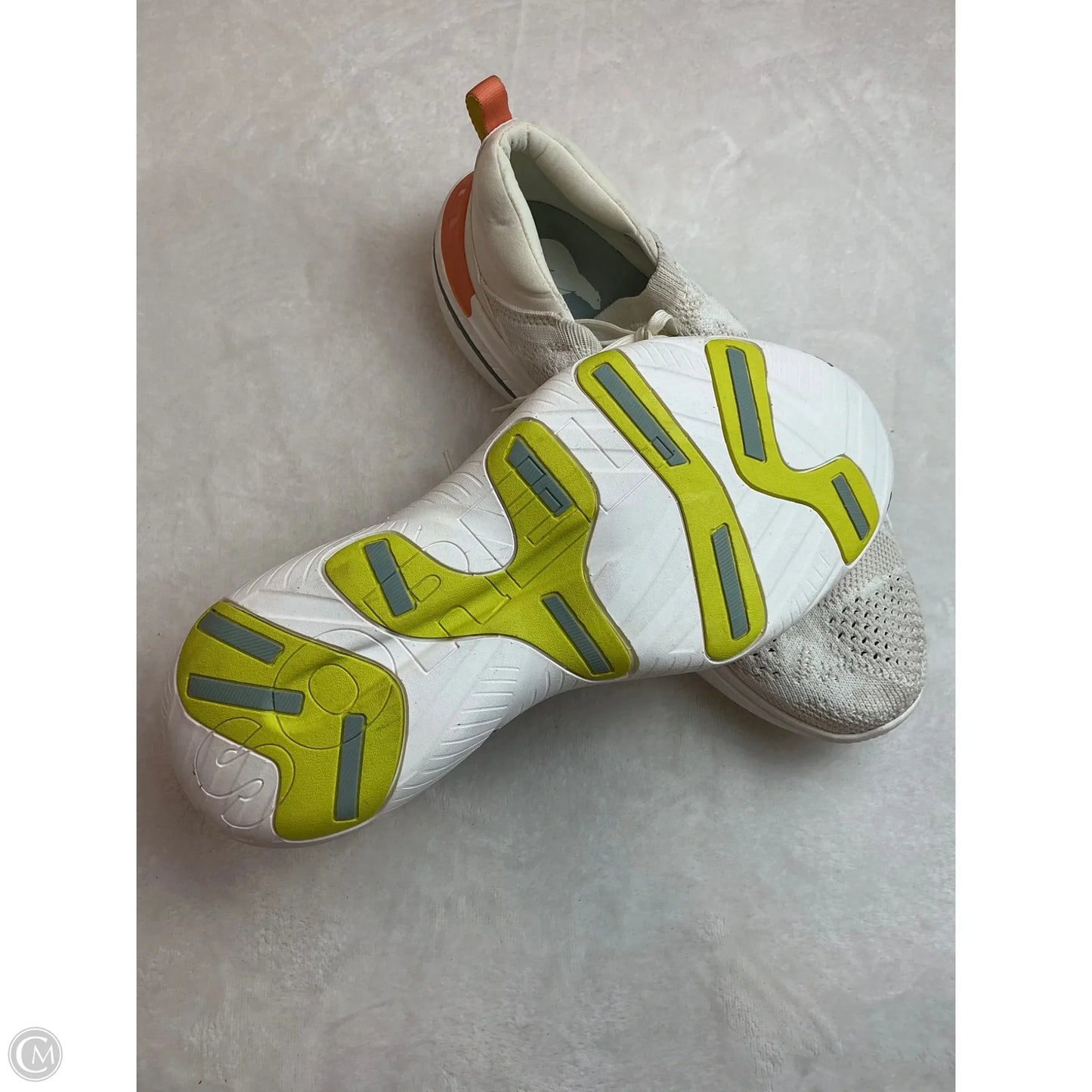 Shoes Athletic By Sorel In Cream, Size: 9.5