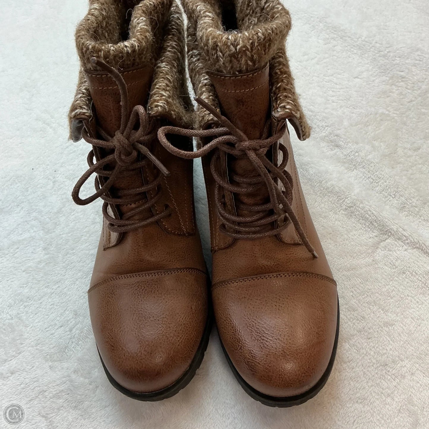 Boots Ankle Flats By Clothes Mentor In Brown, Size: 9