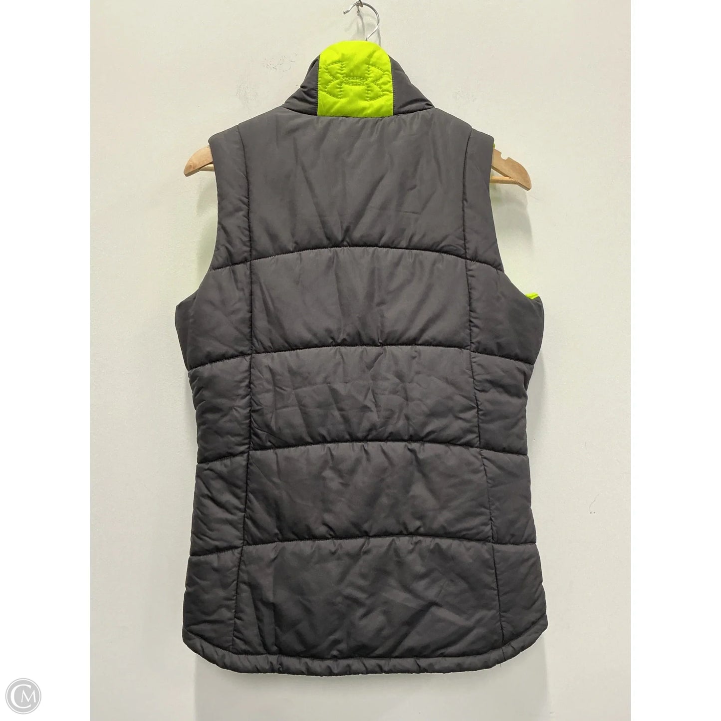 Vest Puffer & Quilted By Under Armour In Black & Green, Size: M