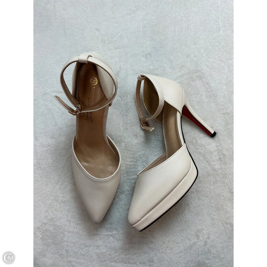 Shoes Heels Platform By Clothes Mentor In Beige, Size: 9