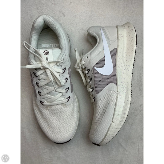 Shoes Sneakers By Nike In White, Size: 7