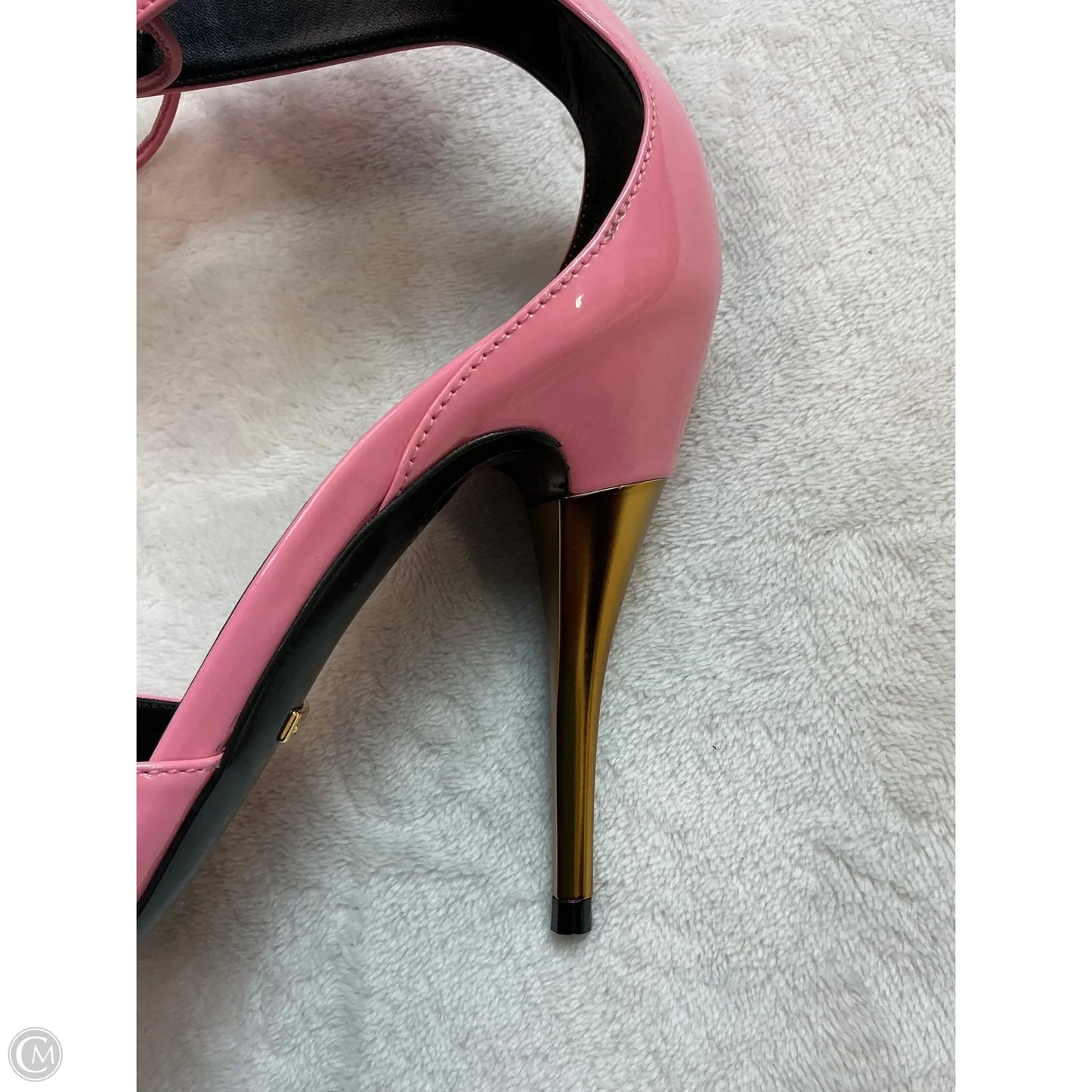 Shoes Luxury Designer By Gucci In Pink, Size: 8.5