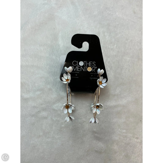 Earrings Hoop By Betsey Johnson