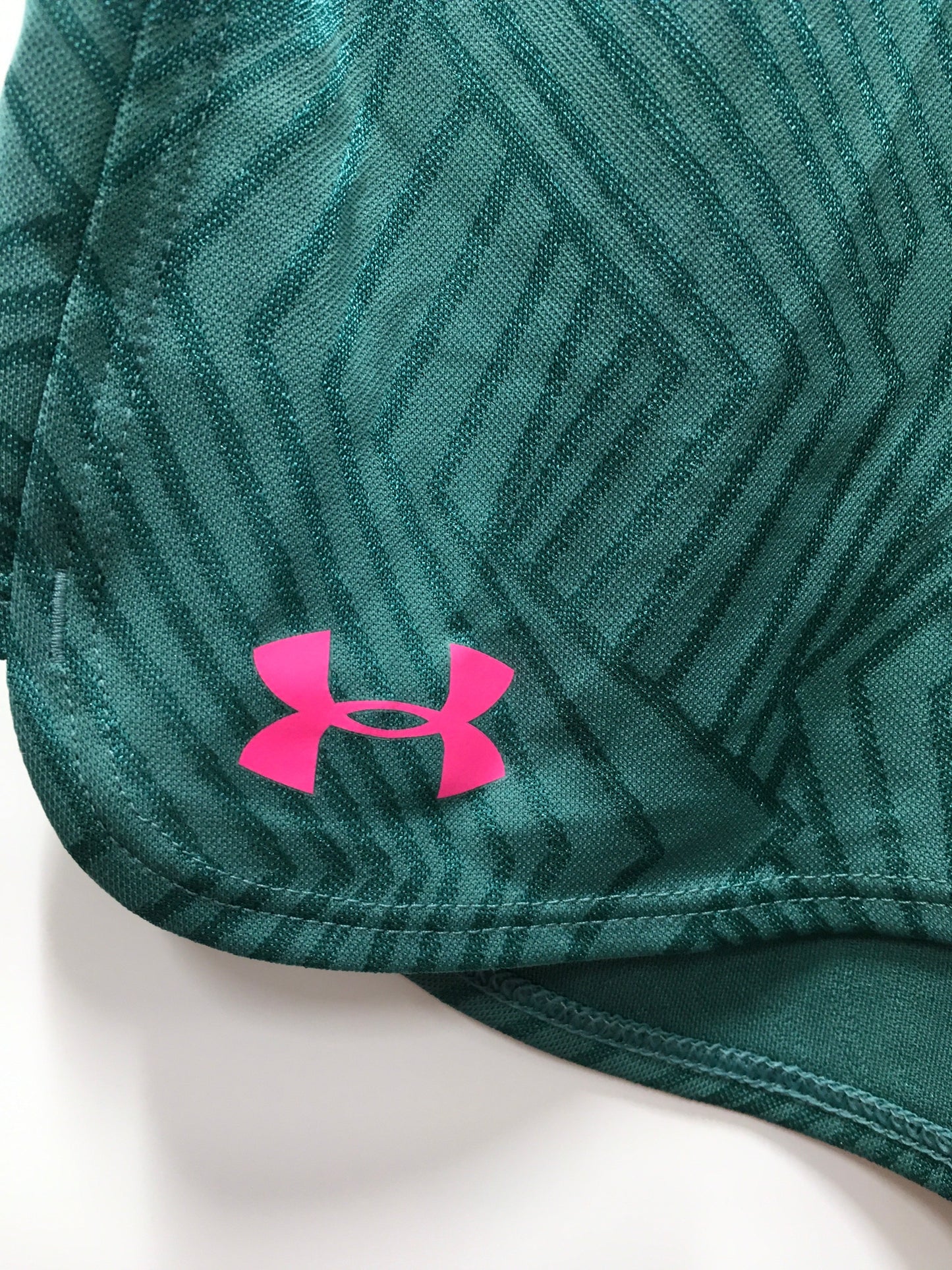 Shorts By Under Armour  Size: M