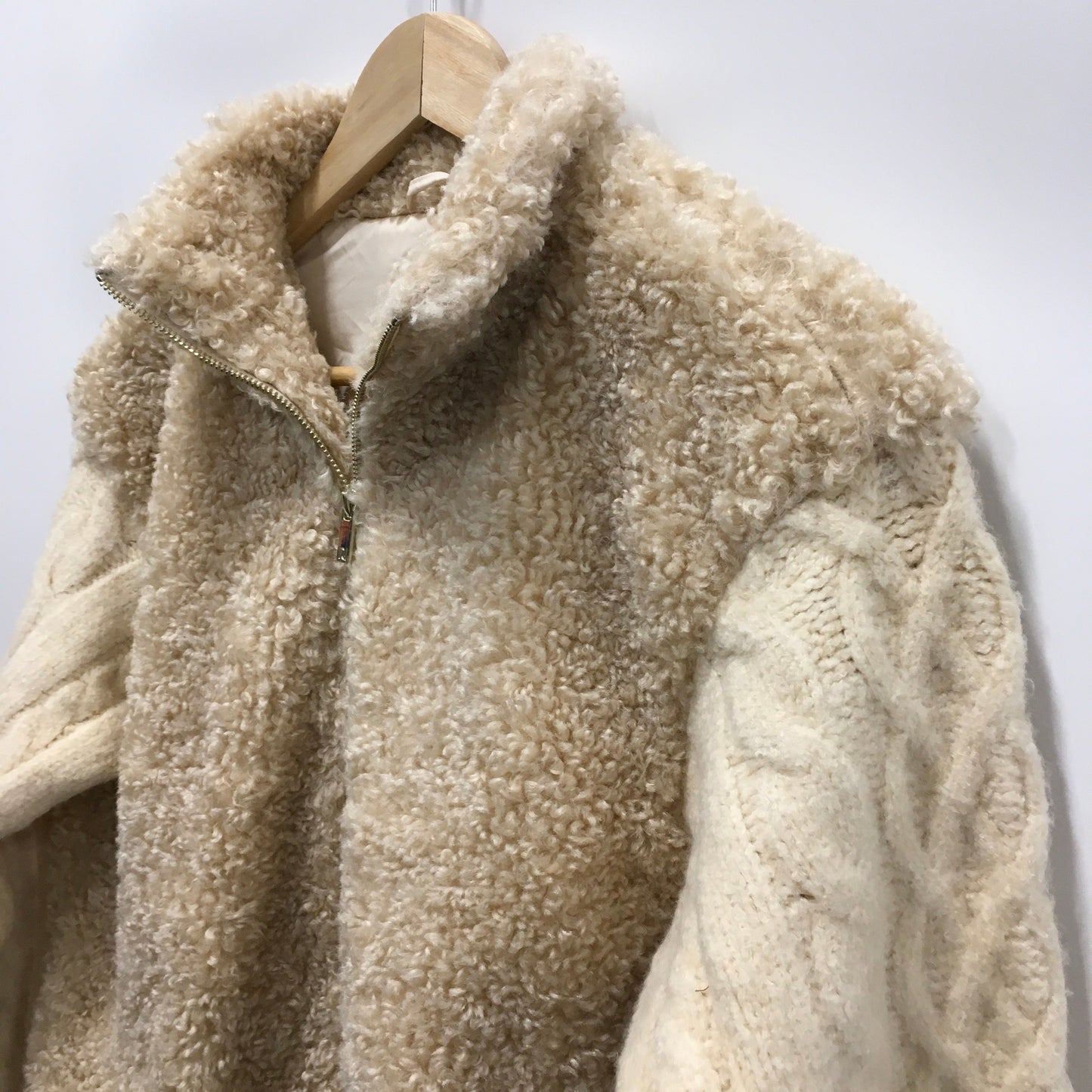 Jacket Faux Fur & Sherpa By Clothes Mentor  Size: M
