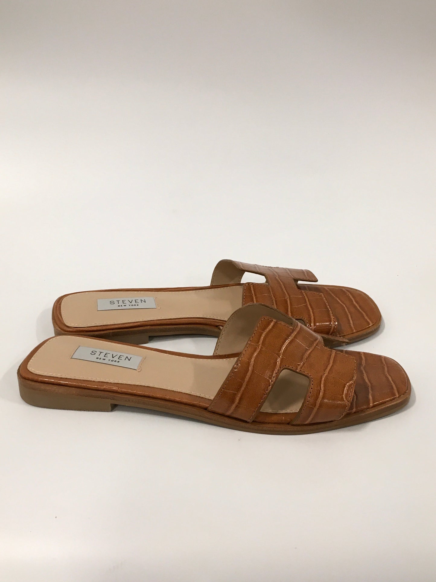 Brown Sandals Flats Steven New York, Size 8