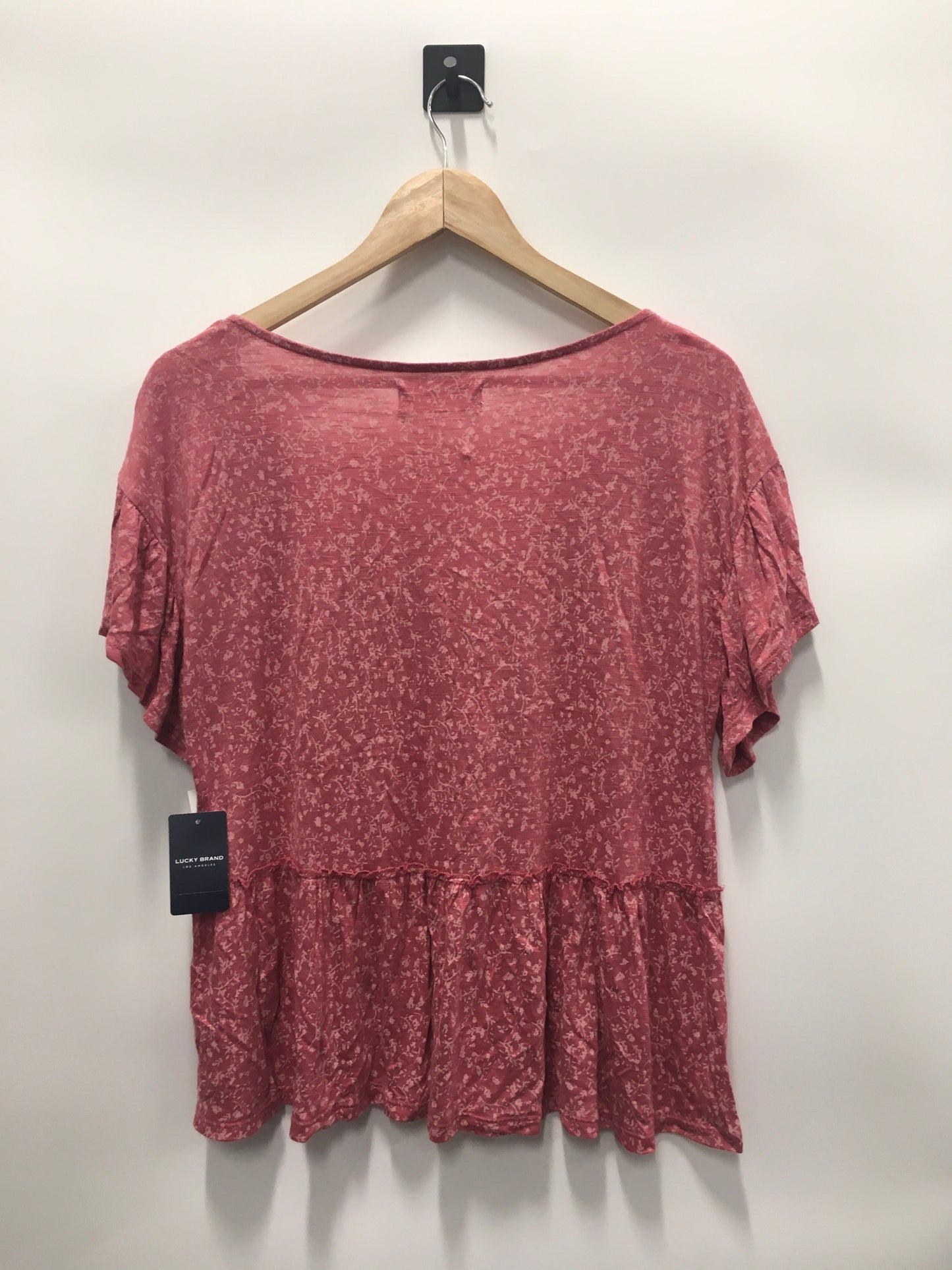 Top Short Sleeve By Lucky Brand In Pink, Size: S