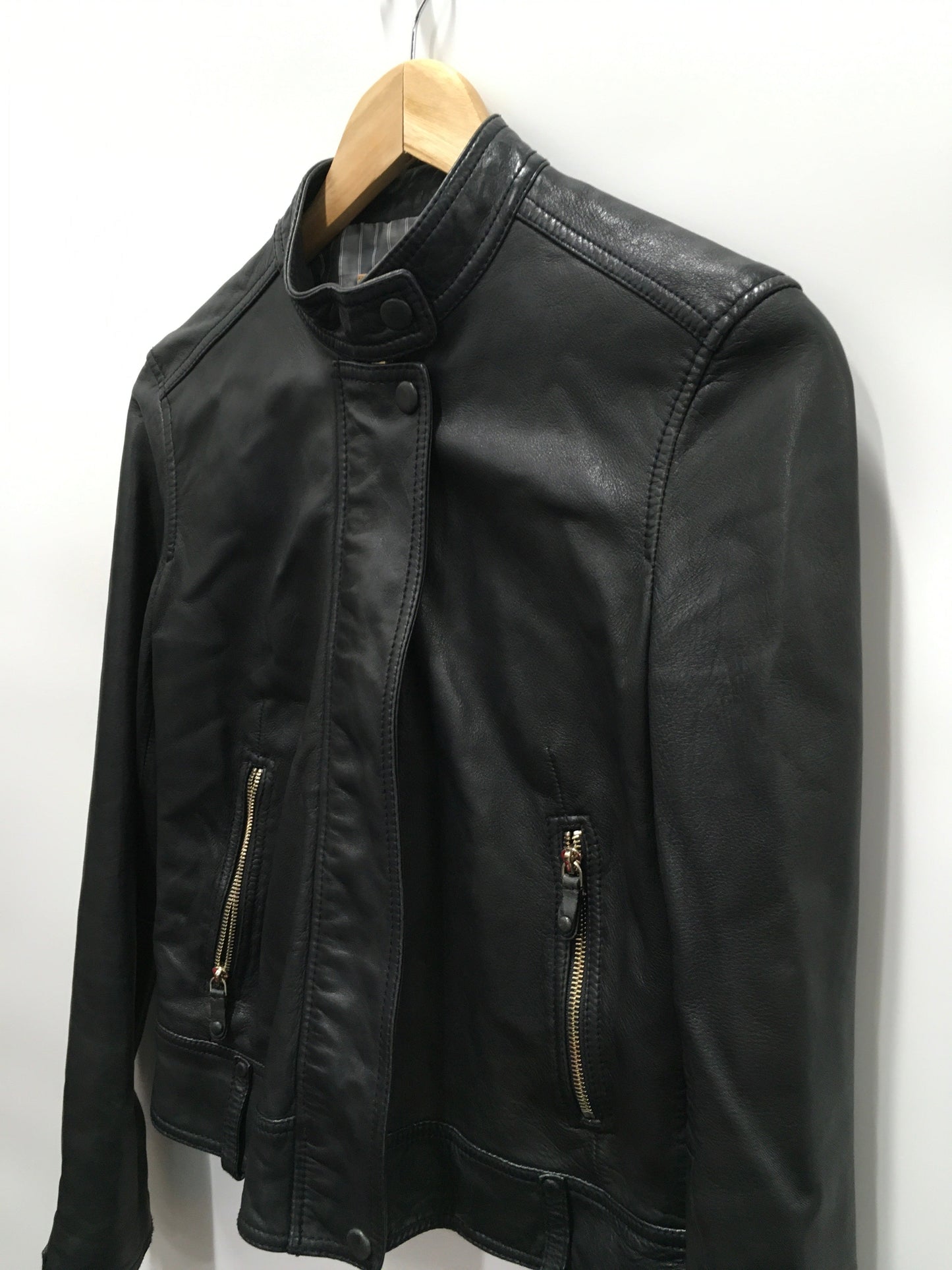 Jacket Leather By Massimo Dutti  Size: S