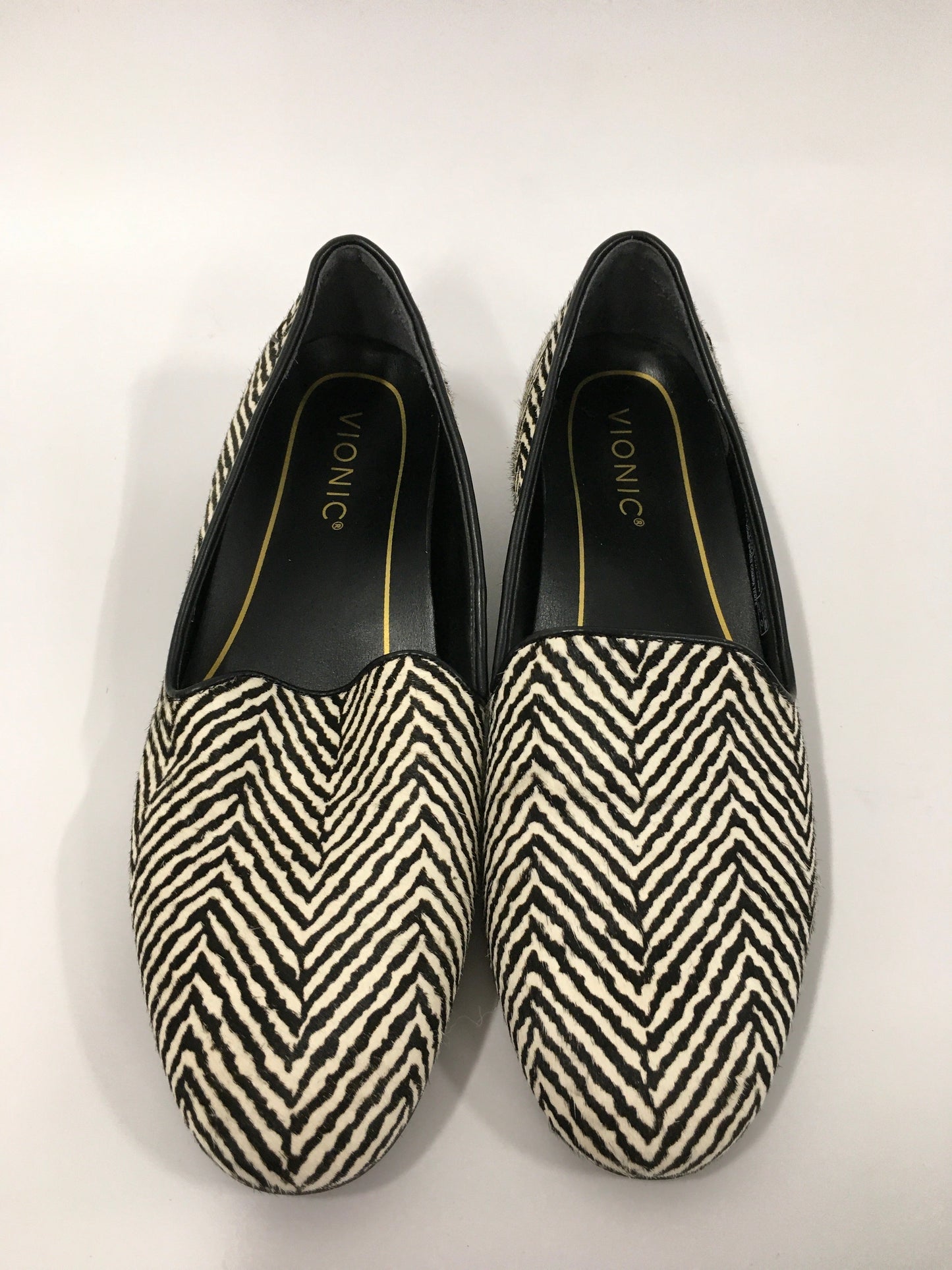 Zebra Print Shoes Flats Vionic, Size 7