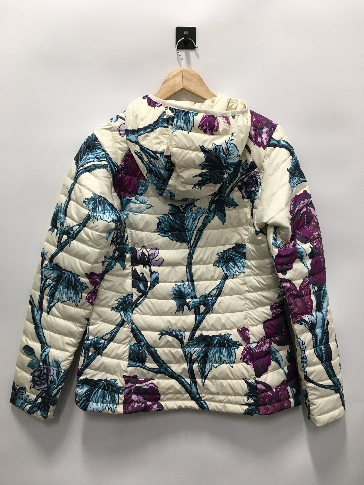 Cream Jacket Puffer & Quilted Columbia, Size M