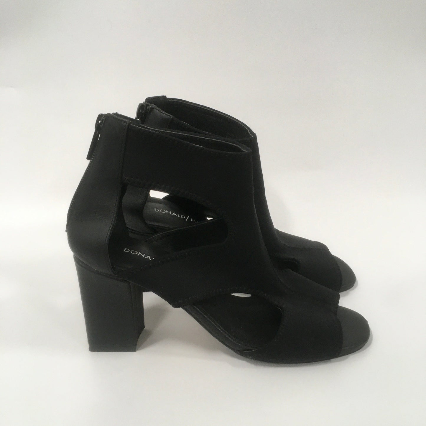 Black Shoes Heels Block Donald Pliner, Size 6