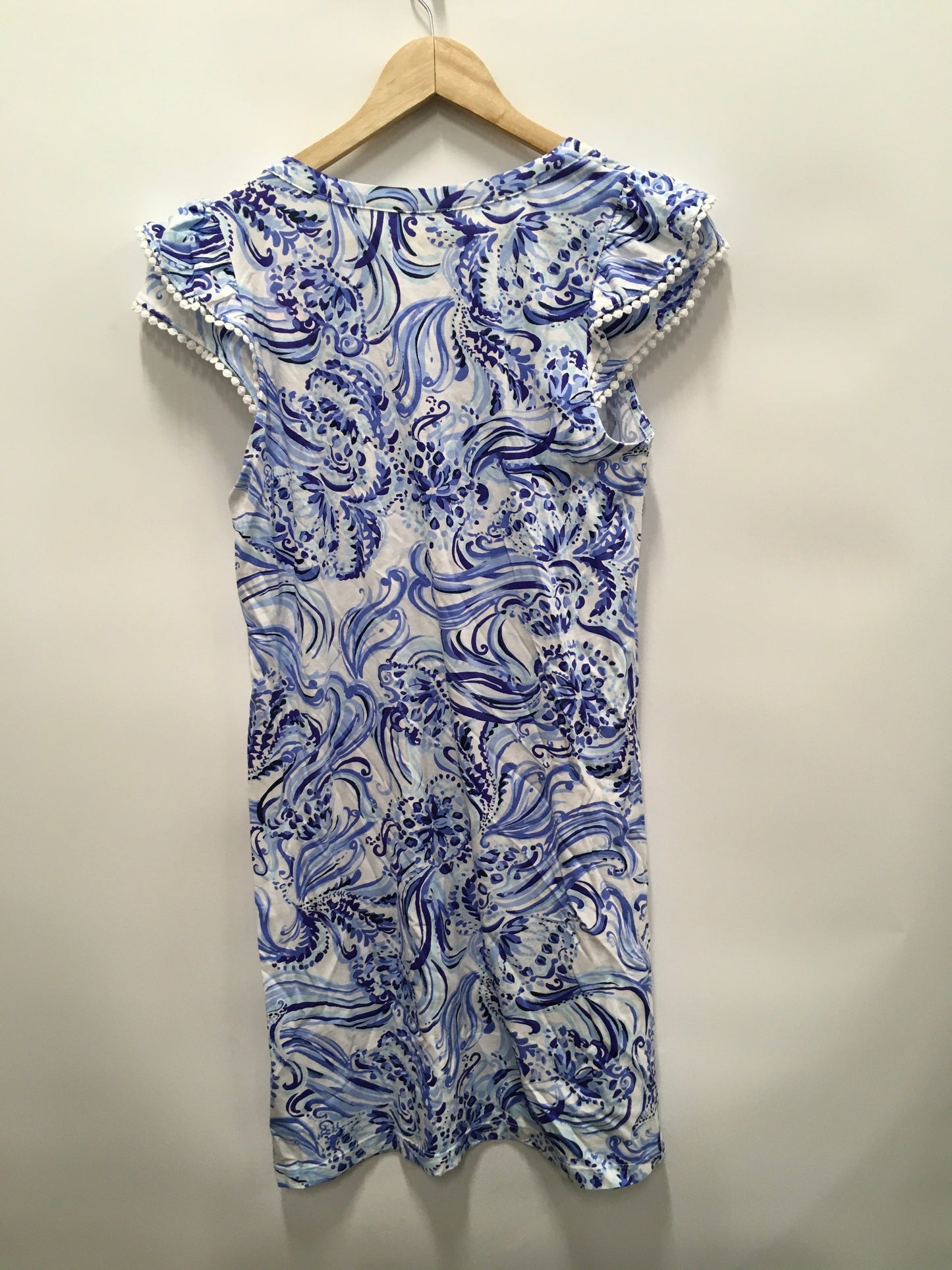 Dress Casual Short By Lilly Pulitzer In Blue & White, Size: M