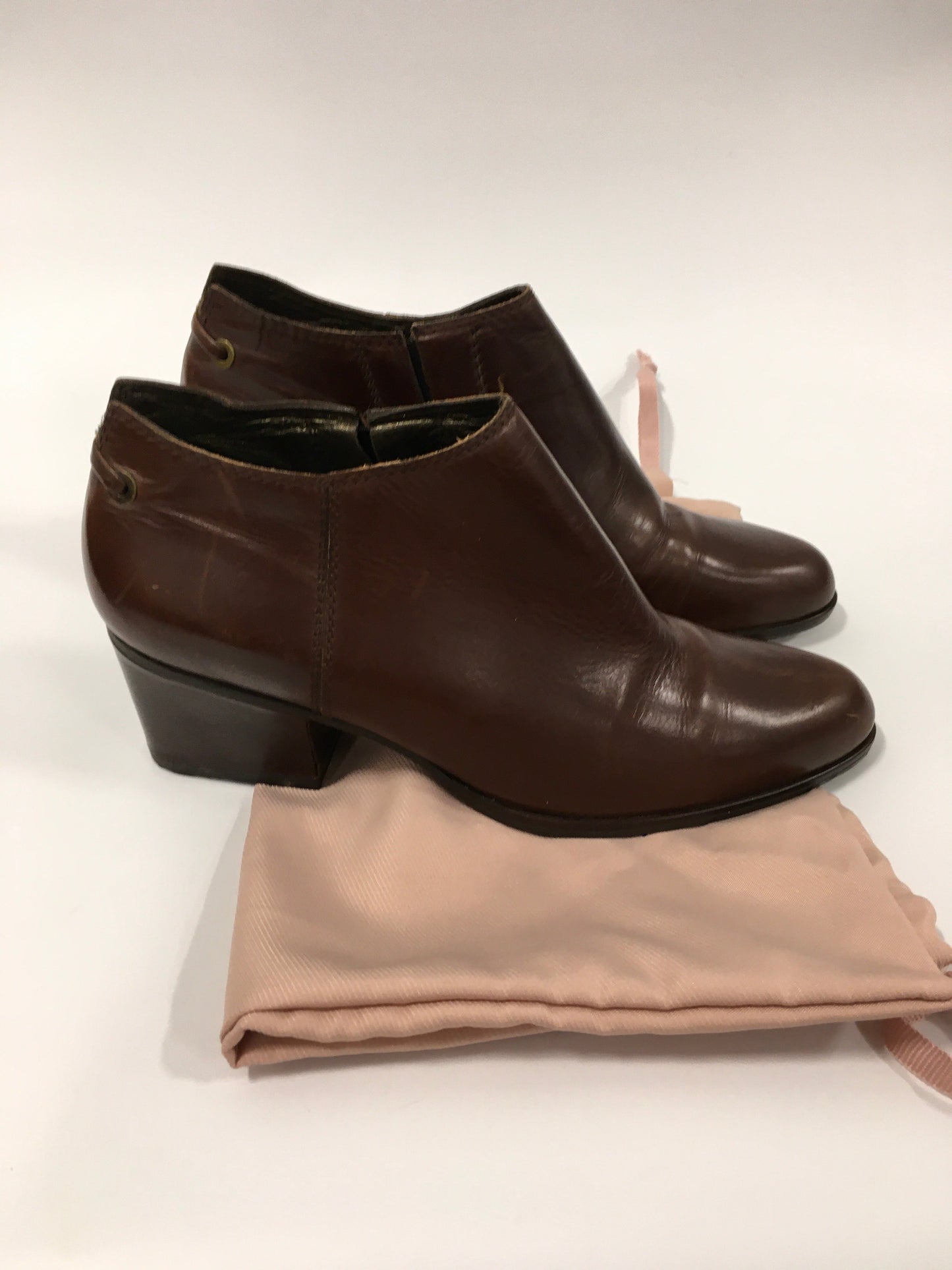 Brown Boots Ankle Heels Stuart Weitzman, Size 6