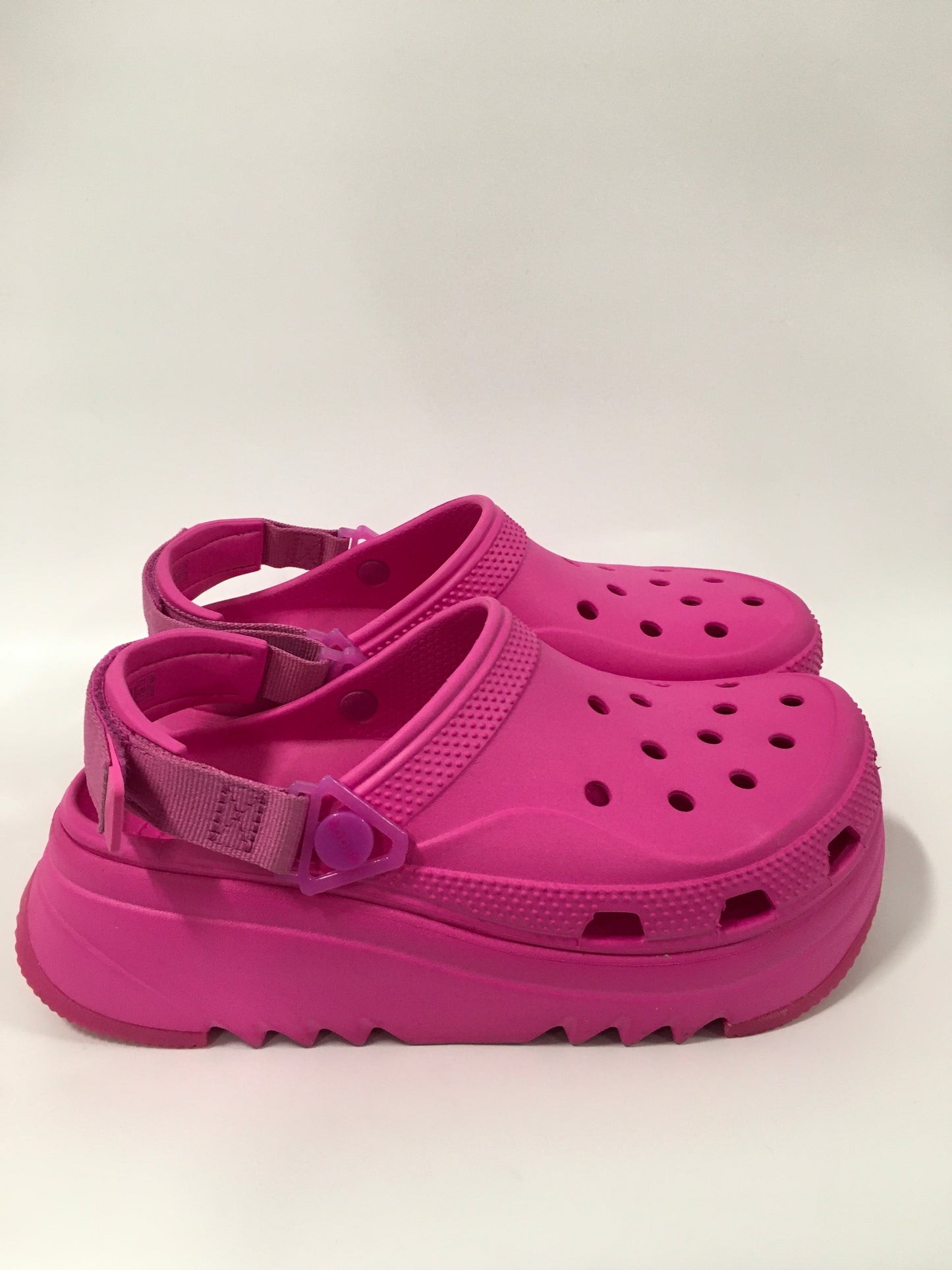 Sandals Heels Platform By Crocs In Pink, Size: 8