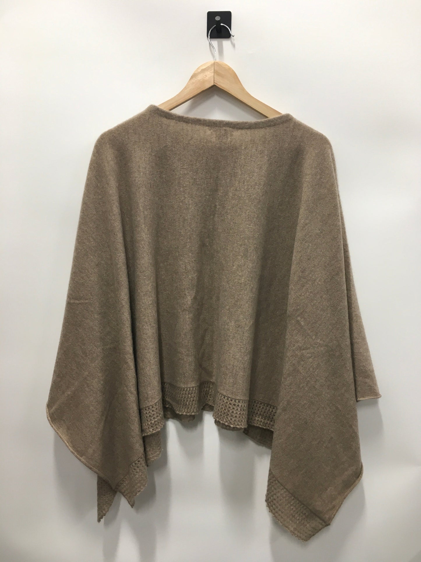 Poncho By Garnet Hill In Beige, Size: Onesize