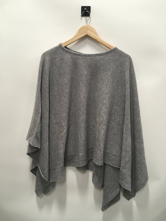 Poncho By Garnet Hill In Grey, Size: Onesize