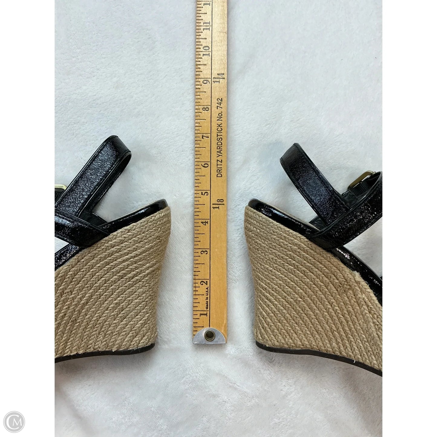 Shoes Designer By Ugg In Black, Size: 7