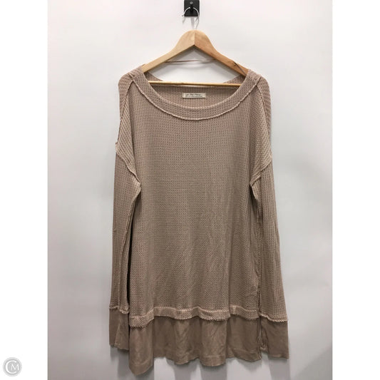 Top Long Sleeve By We The Free In Tan, Size: L