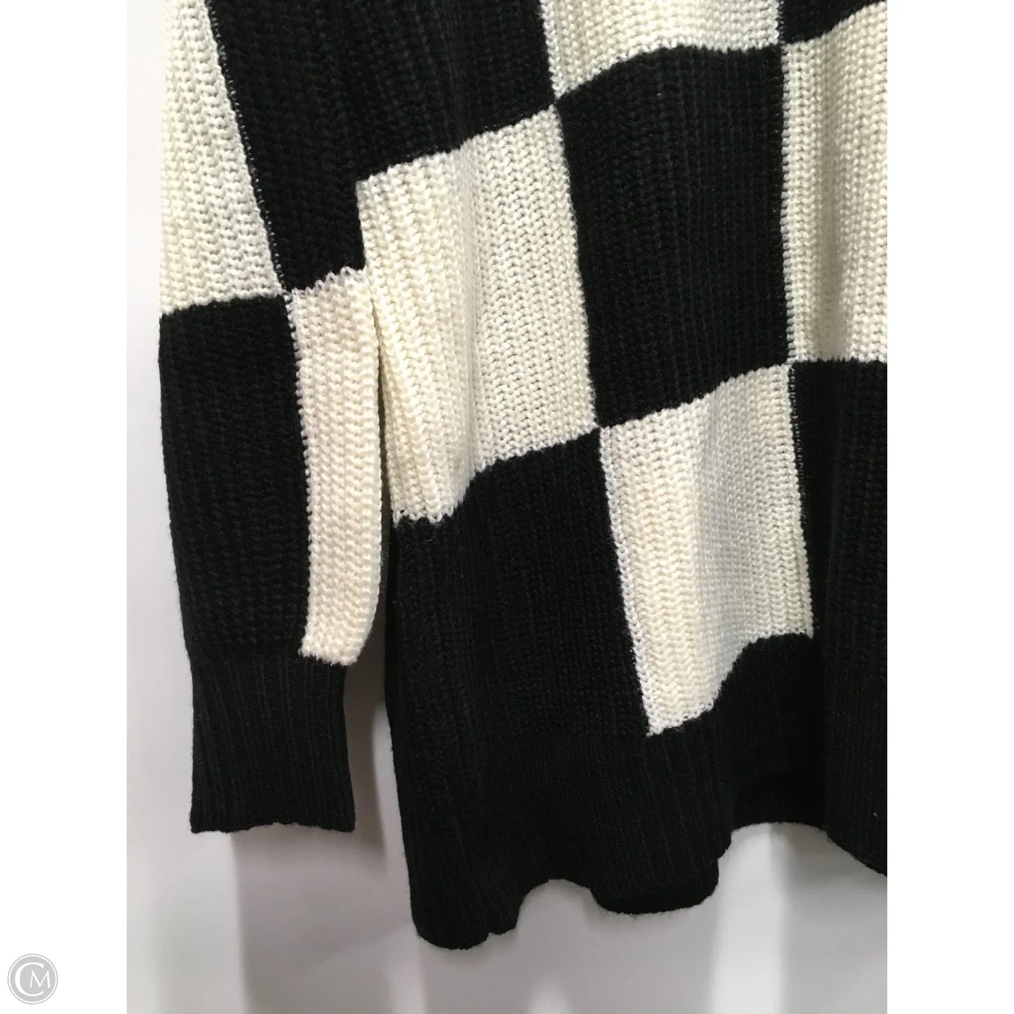 Sweater By Torrid In Black & White, Size: L