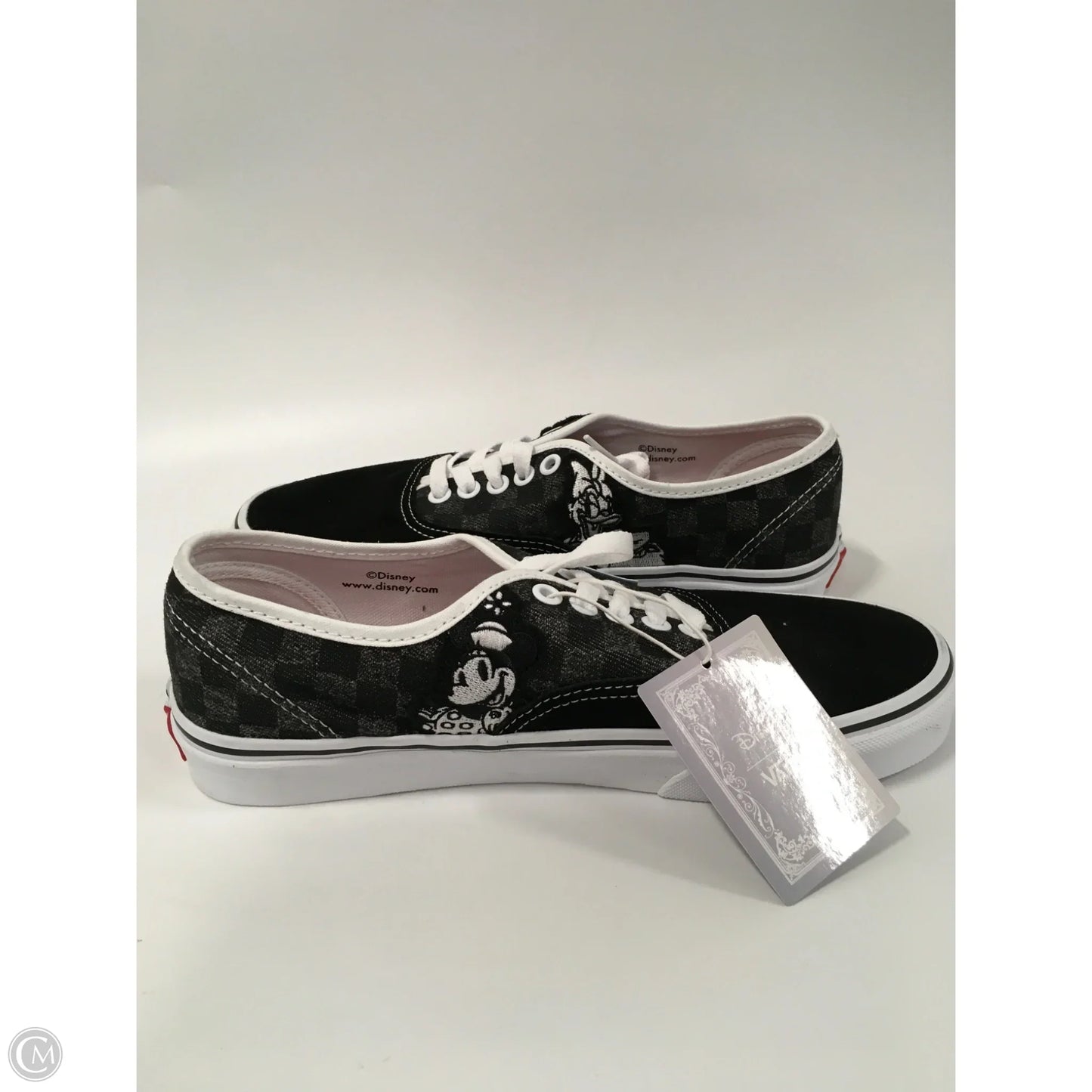 Shoes Sneakers By Vans In Black & White, Size: 8.5