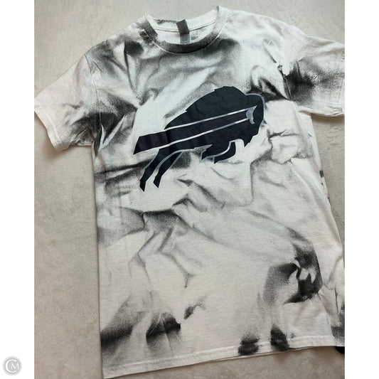 Top Short Sleeve By Gildan In White, Size: S
