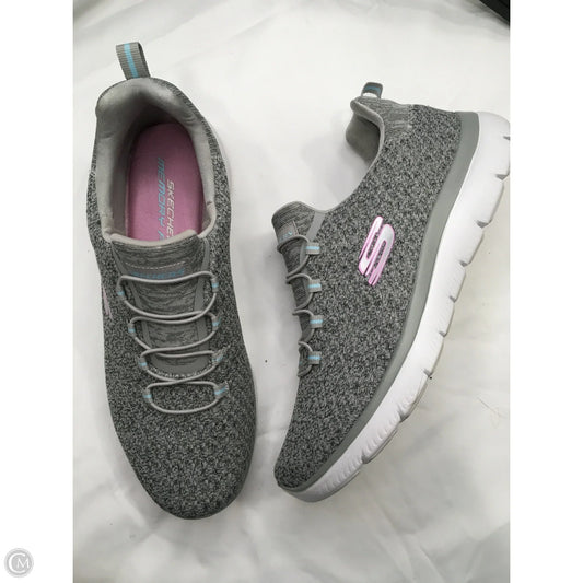 Shoes Sneakers By Skechers In Grey, Size: 8.5