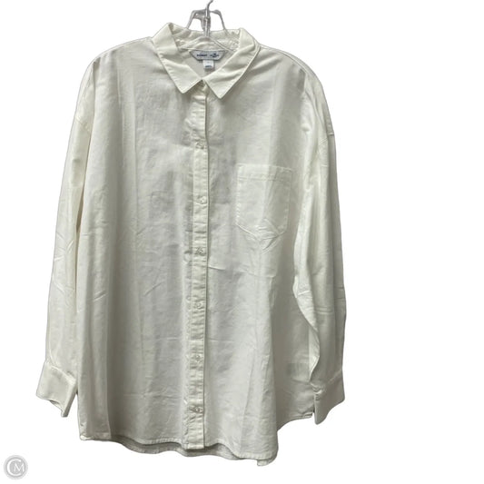 Top Long Sleeve By Old Navy In White, Size: L