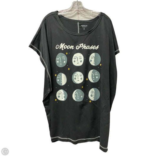 Top Short Sleeve By Torrid In Grey, Size: 4x