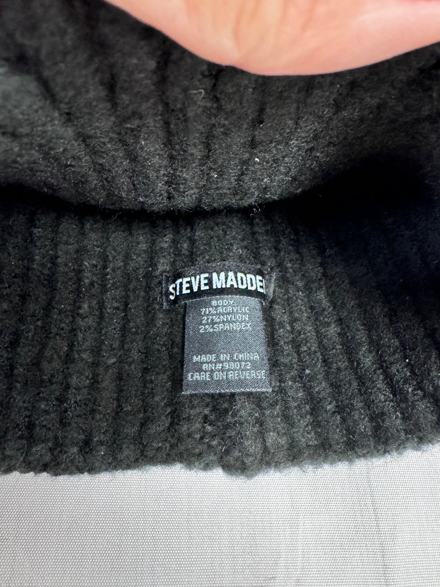 Hat Beanie By Steve Madden