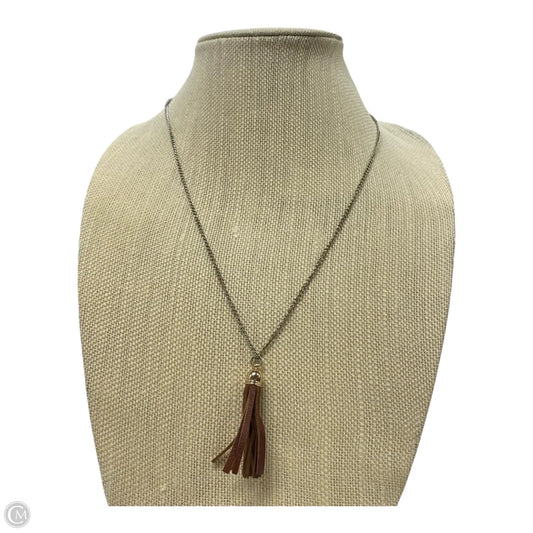 Necklace Lariat & Y-drop By neck