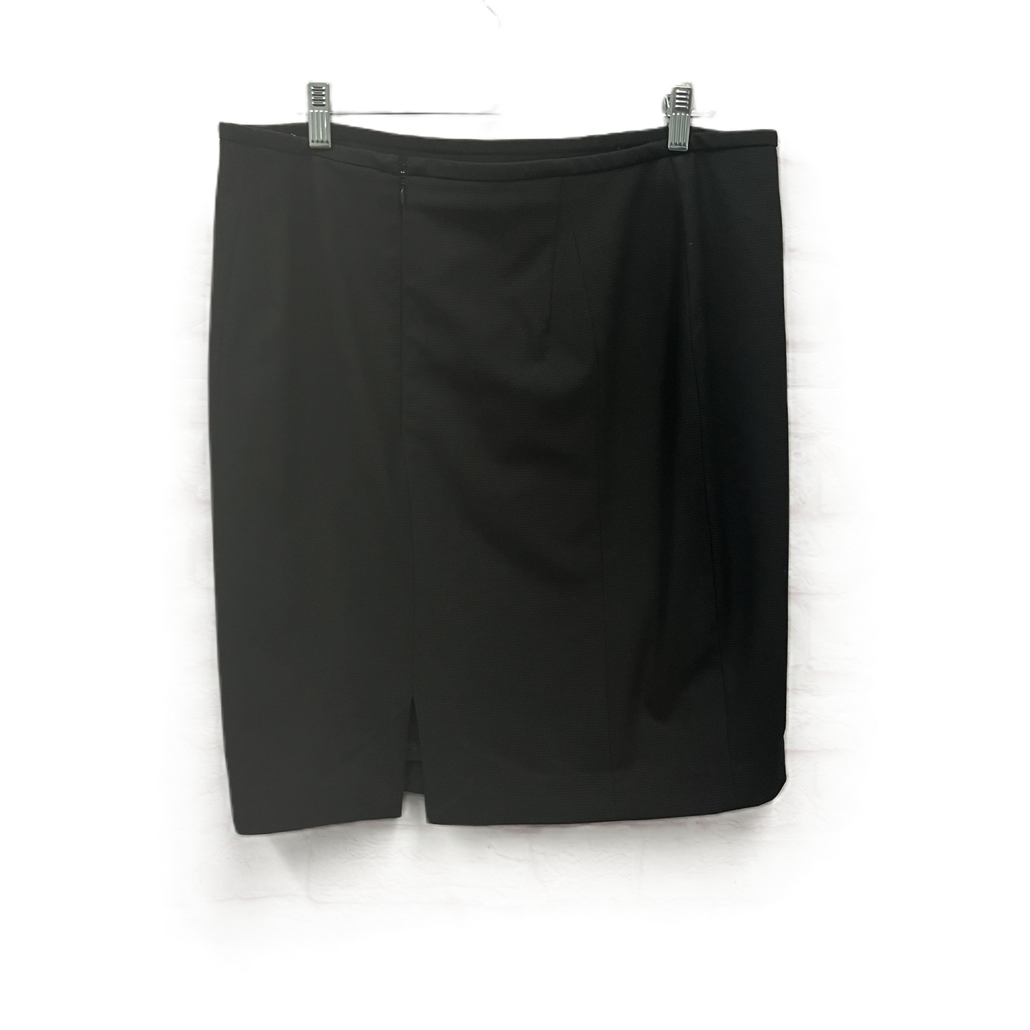 Skirt Mini & Short By White House Black Market In Black, Size: 14