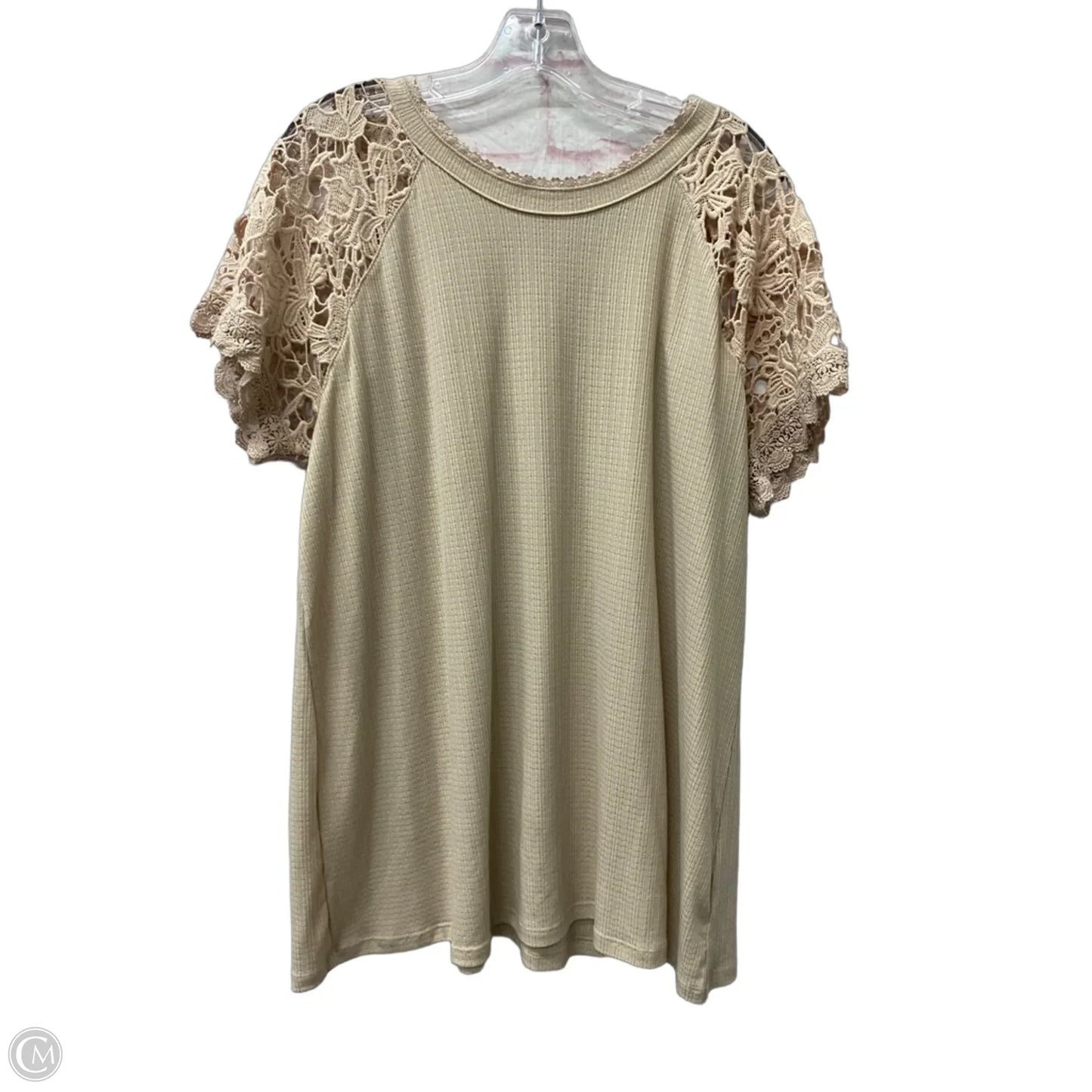 Top Short Sleeve By Torrid In Beige, Size: 2x