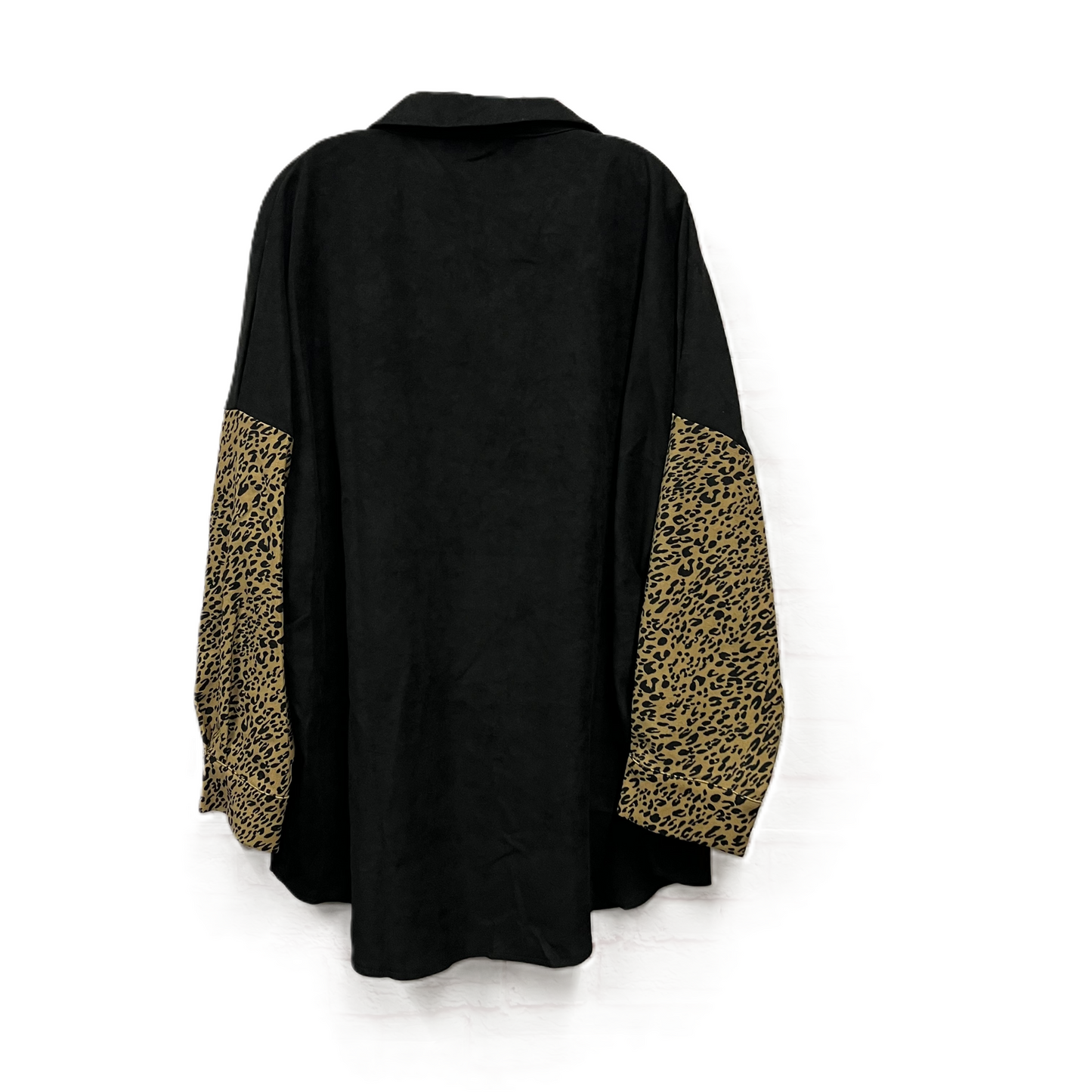 Top Long Sleeve By Shein In Black, Size: 4x