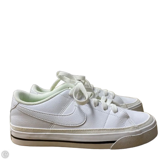 Shoes Athletic By Nike In White, Size: 6