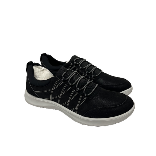 Shoes Sneakers By Clarks In Black, Size: 8.5