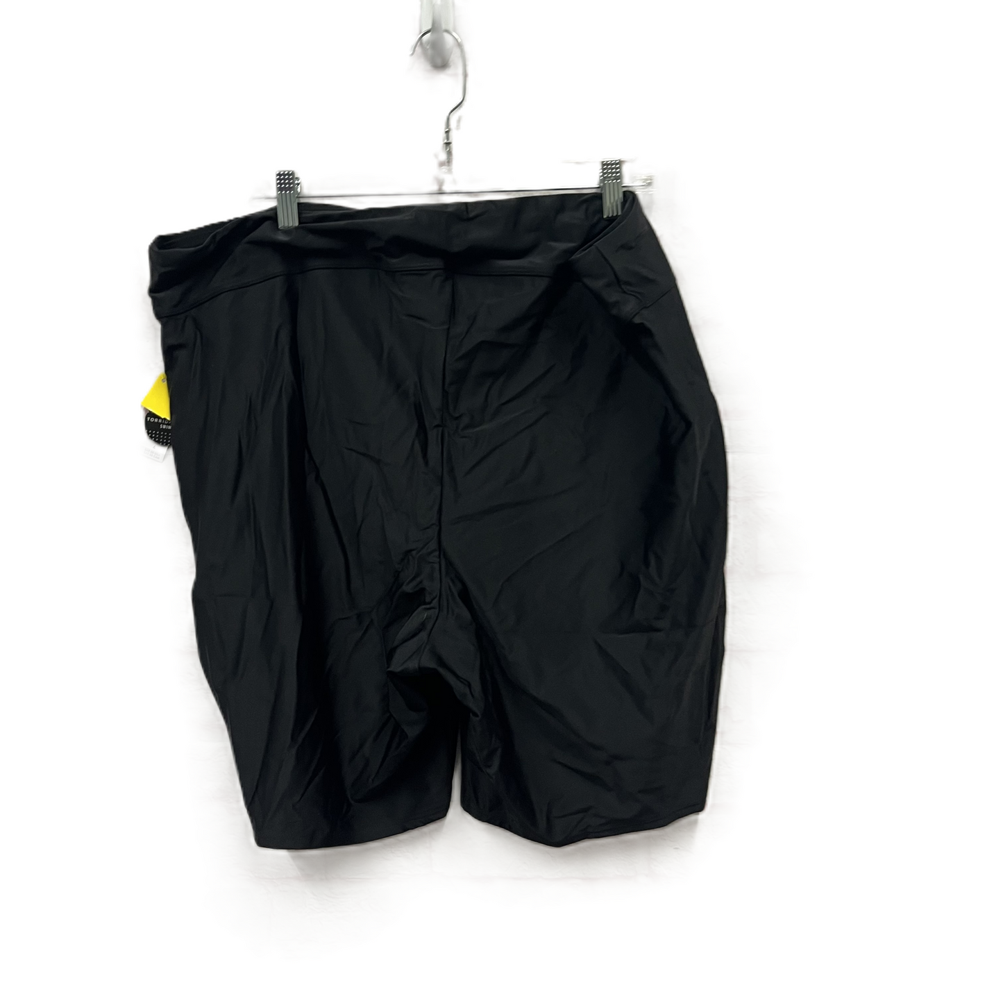 Athletic Shorts By Torrid In Black, Size: 4x