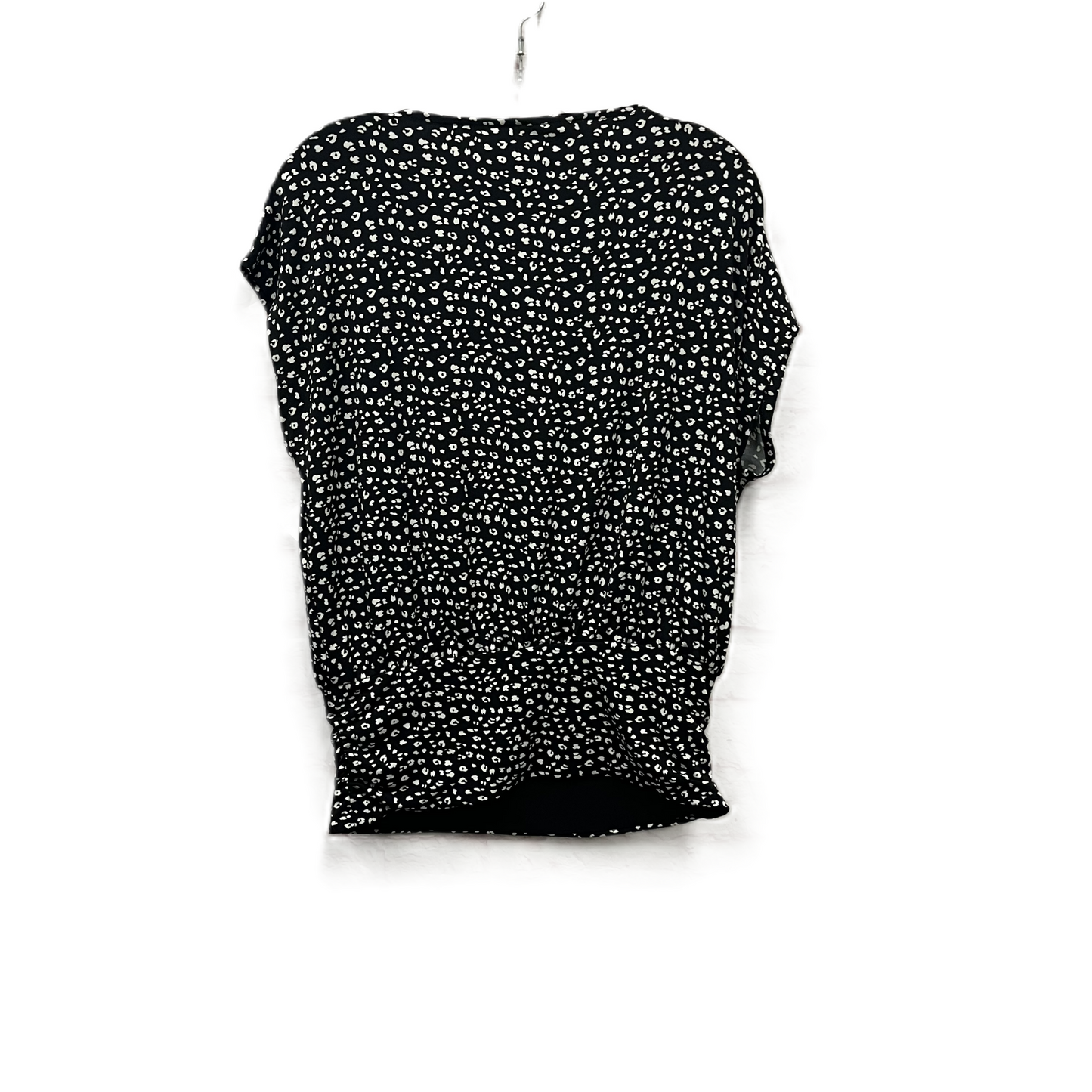 Top Sleeveless By White House Black Market In Black & White, Size: S