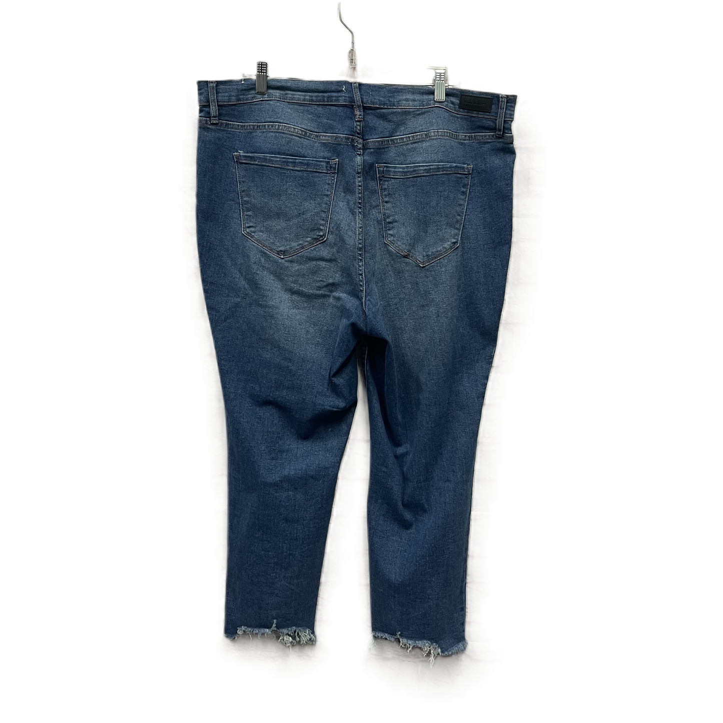 Jeans Cropped By Nicole Miller In Blue, Size: 18