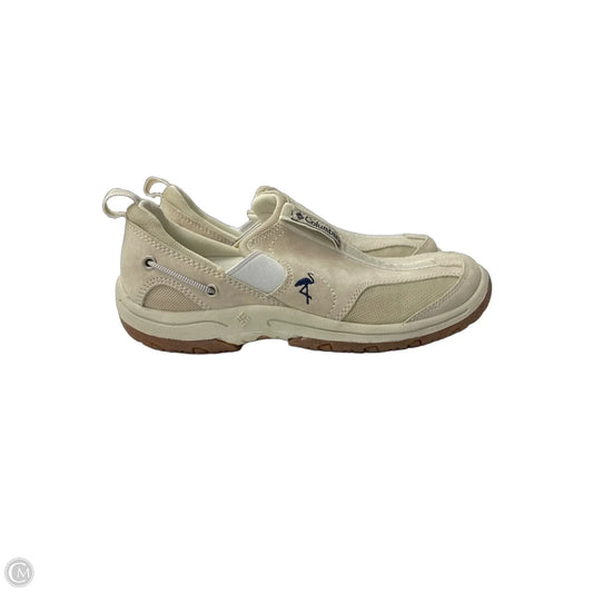 Shoes Flats By Columbia In Cream, Size: 6