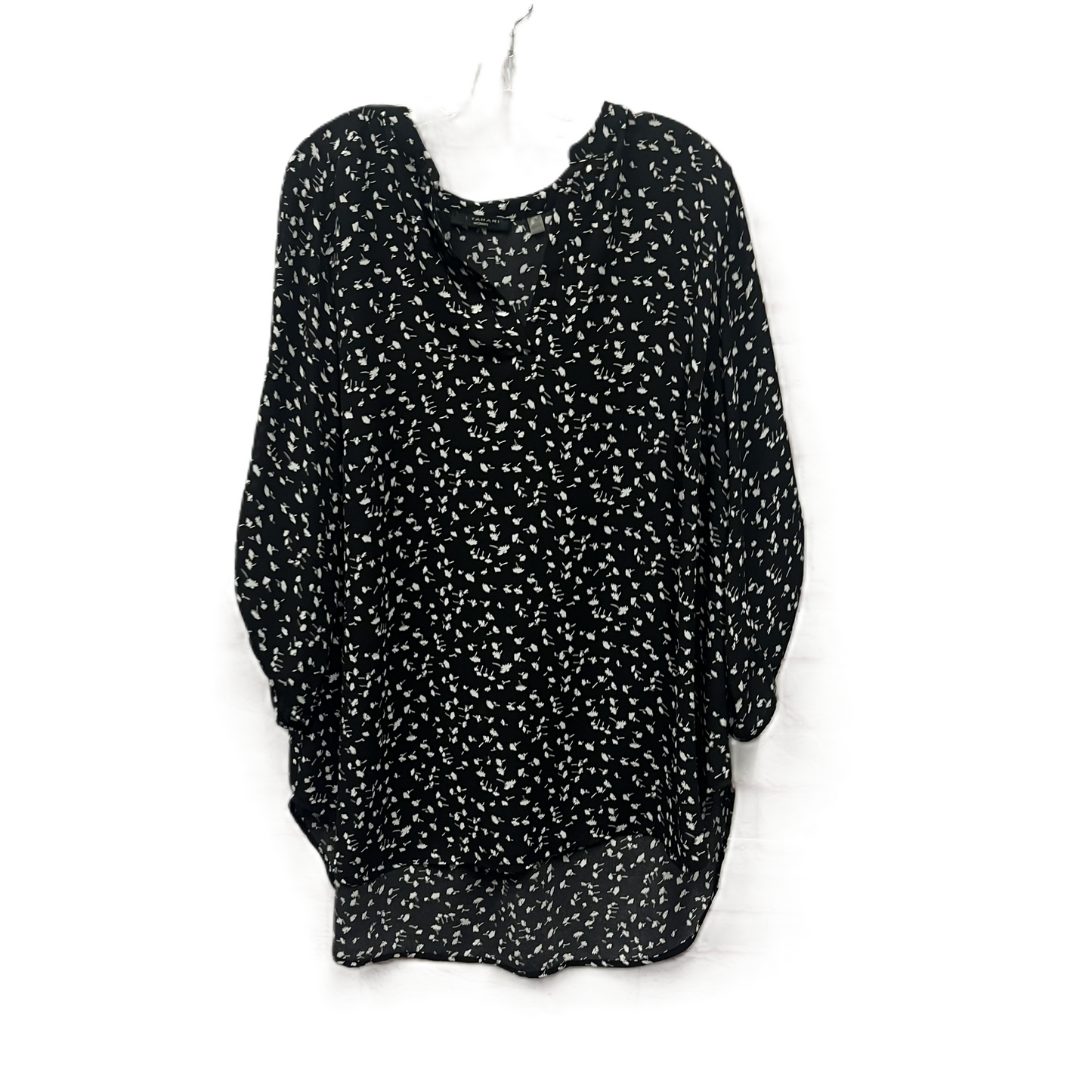 Top Short Sleeve By T Tahari In Black, Size: 1x